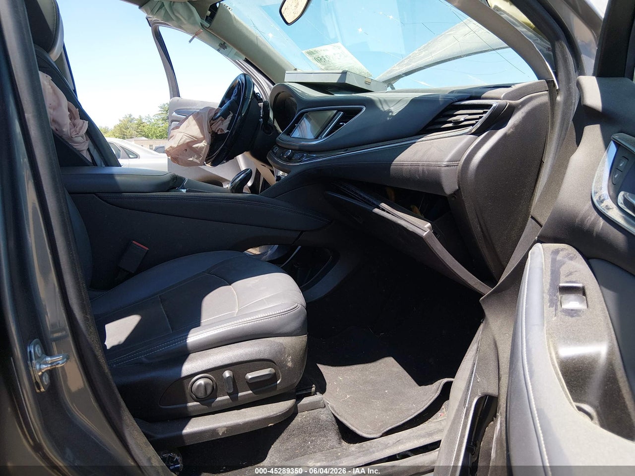 2018 BUICK ENCLAVE ESSENCE · 5/11