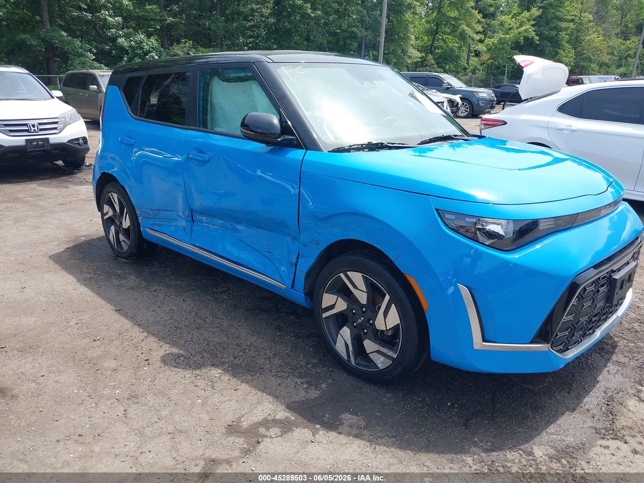 KNDJ53AU6R7****** · 2024 KIA SOUL GT-LINE