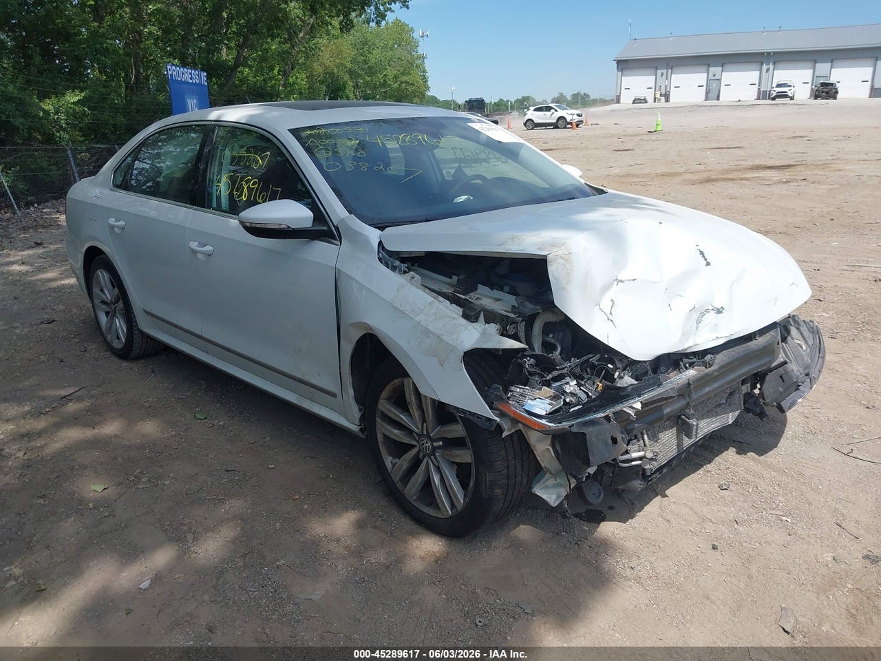 1VWCT7A31HC****** · 2017 VOLKSWAGEN PASSAT 1.8T SEL PREMIUM