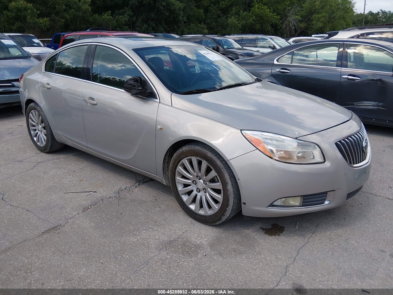 W04GP5EC8B1****** · 2011 BUICK REGAL CXL RUSSELSHEIM
