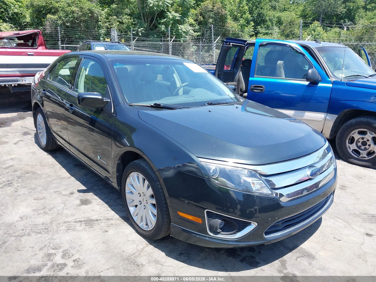 3FADP0L31AR****** · 2010 FORD FUSION HYBRID