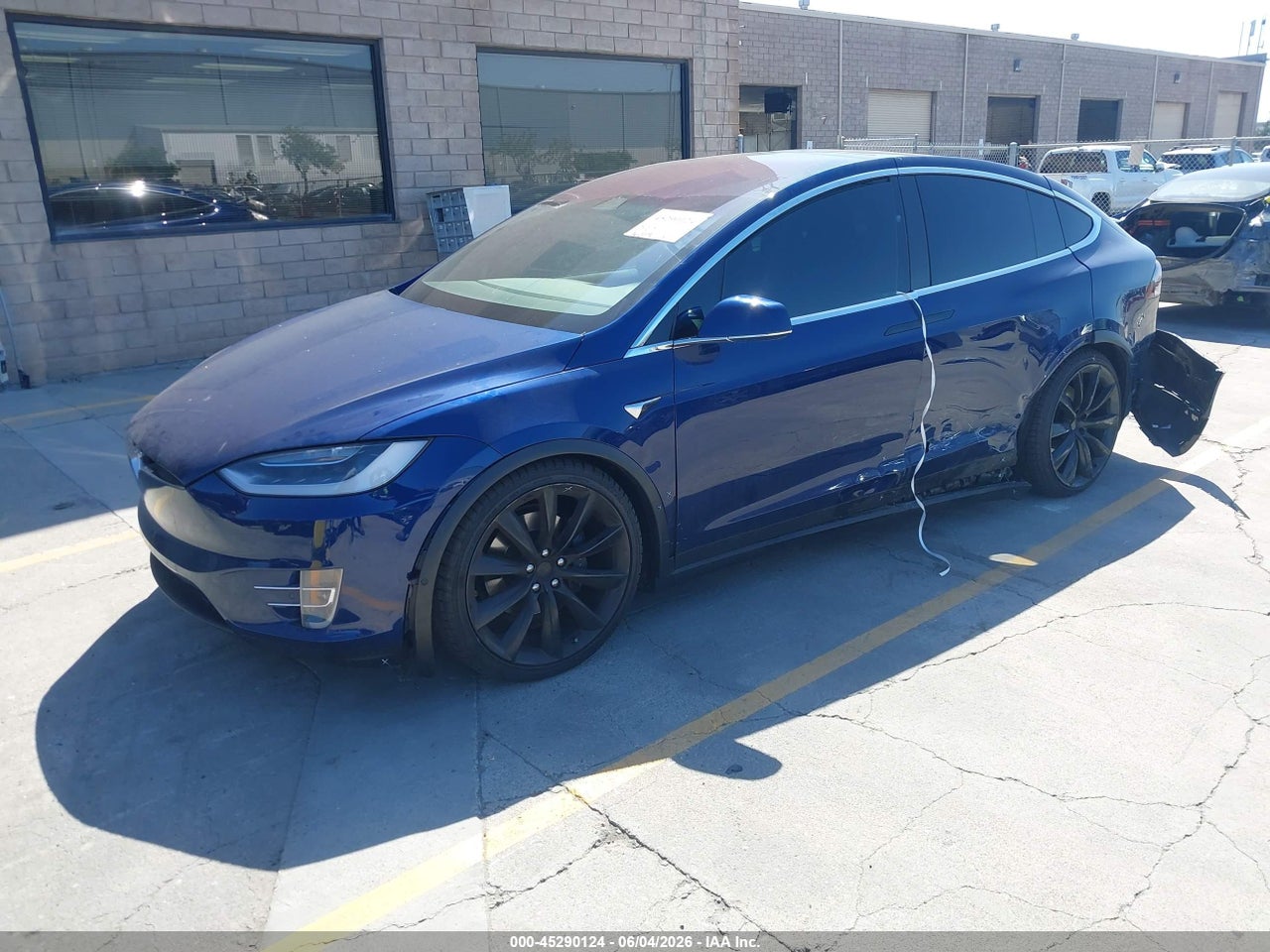 2018 TESLA MODEL X 100D/75D/P100D · 2/11
