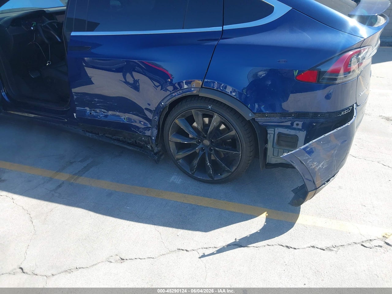2018 TESLA MODEL X 100D/75D/P100D · 6/11