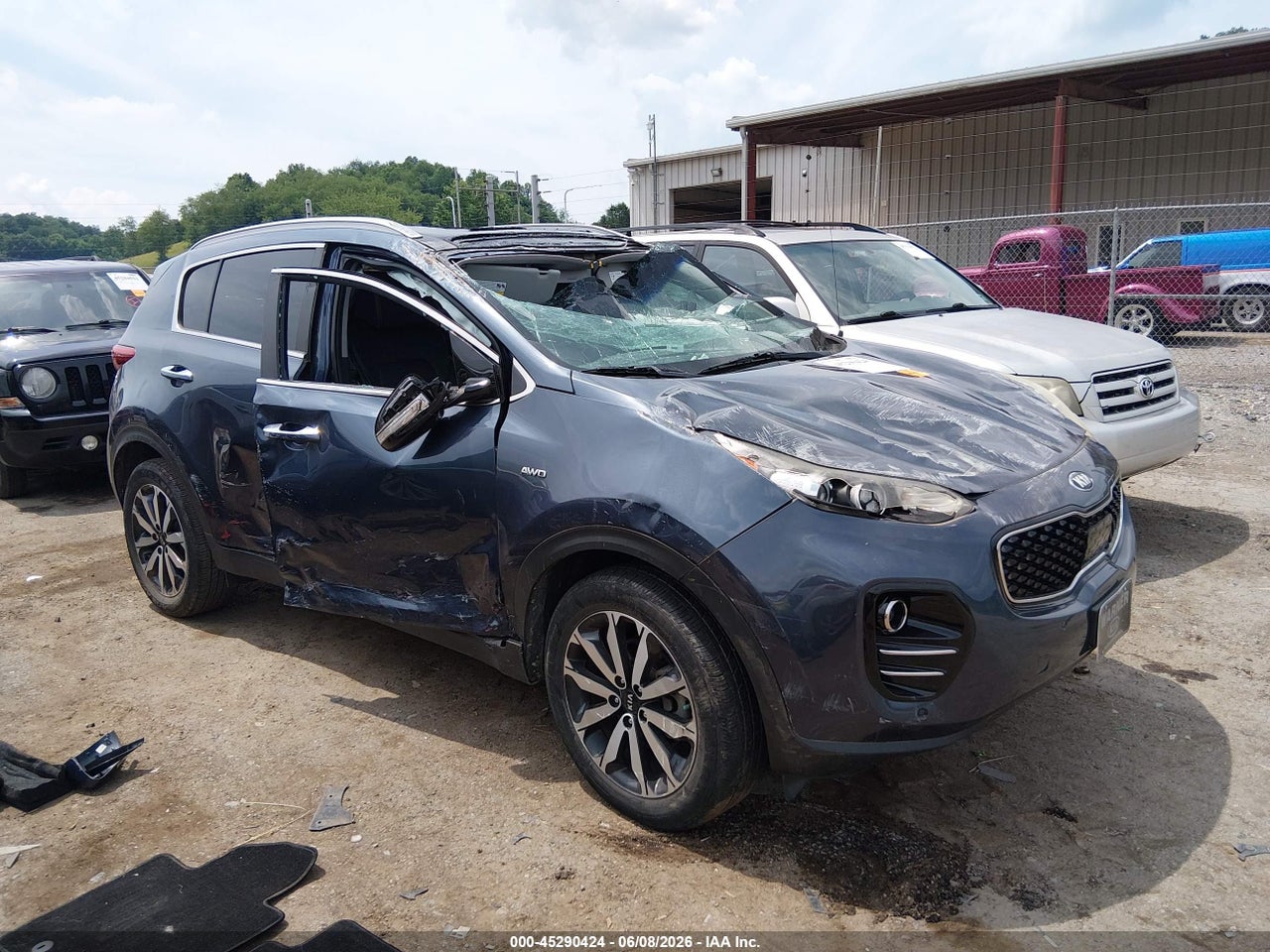 KNDPNCAC3H7****** · 2017 KIA SPORTAGE EX