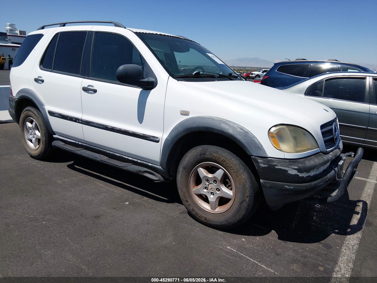 4JGAB54E3WA****** · 1998 MERCEDES-BENZ ML 320 CLASSIC