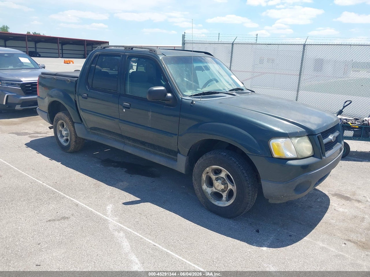 1FMZU67KX4U****** · 2004 FORD EXPLORER SPORT TRAC ADRENALIN/XLS/XLT