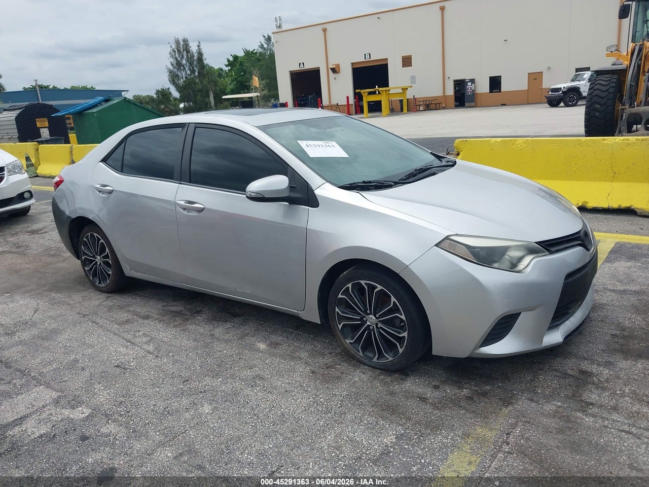 5YFBURHE9EP****** · 2014 TOYOTA COROLLA S PLUS