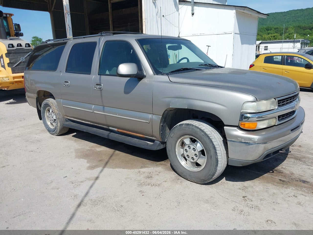1GNFK16Z22J****** · 2002 CHEVROLET SUBURBAN 1500 LT