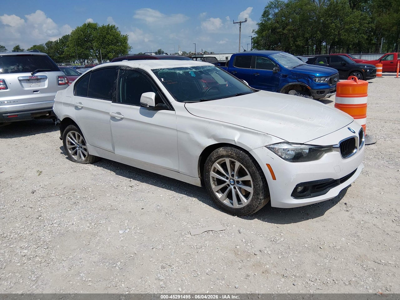 WBA8E1G56HN****** · 2017 BMW 320I