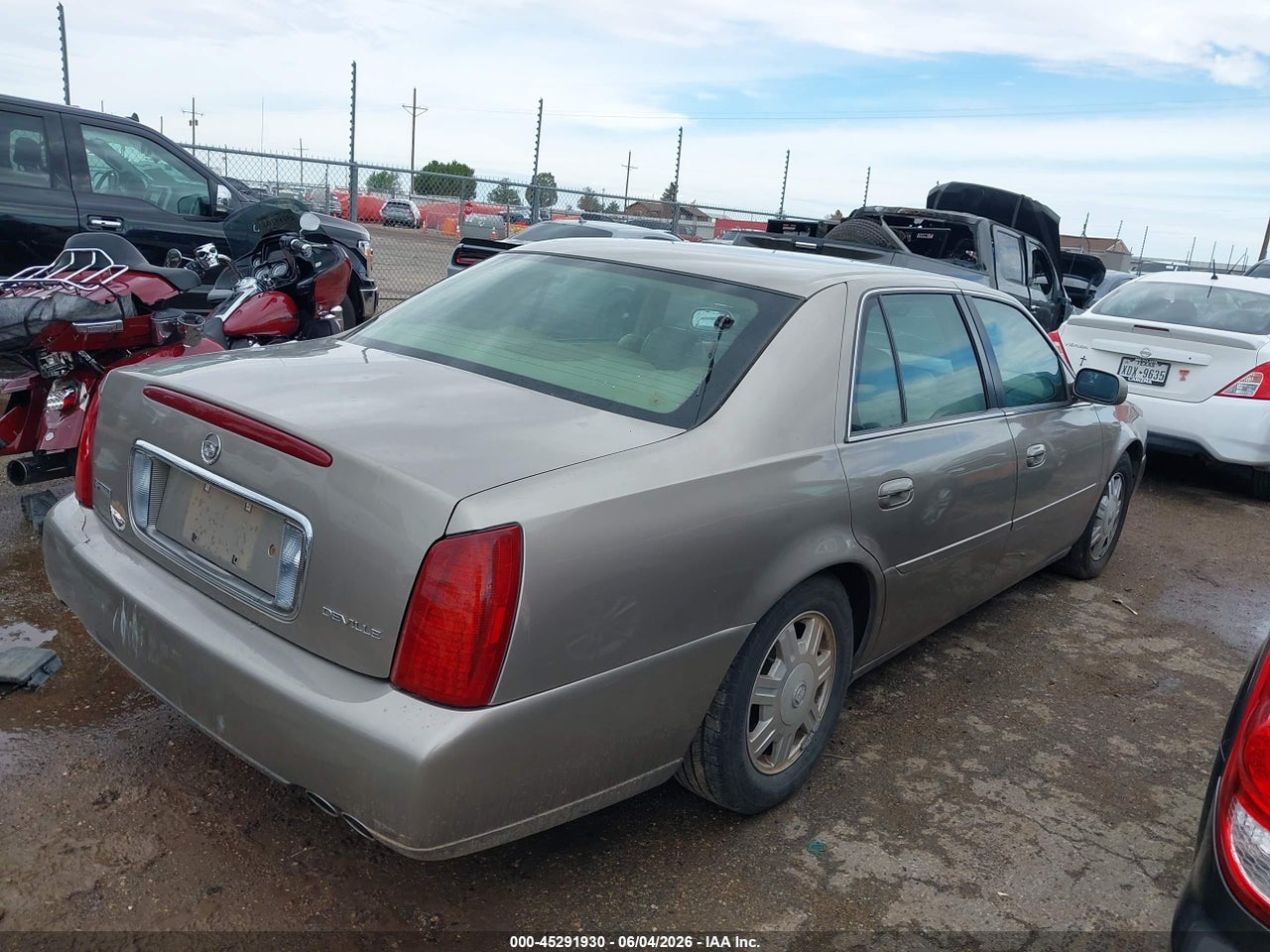 2004 CADILLAC DEVILLE STANDARD · 4/11