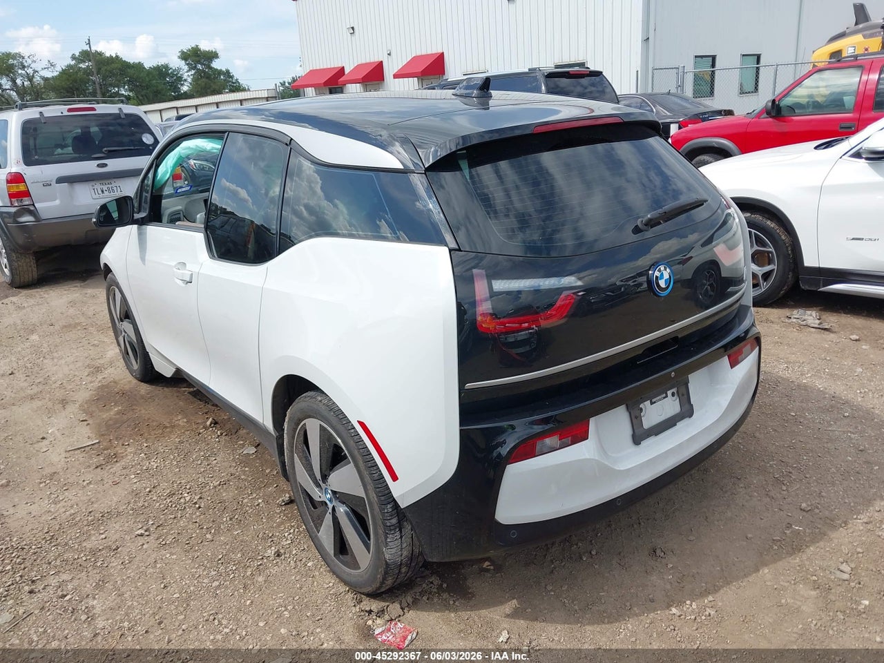 2020 BMW I3 120AH W/RANGE EXTENDER · 3/11