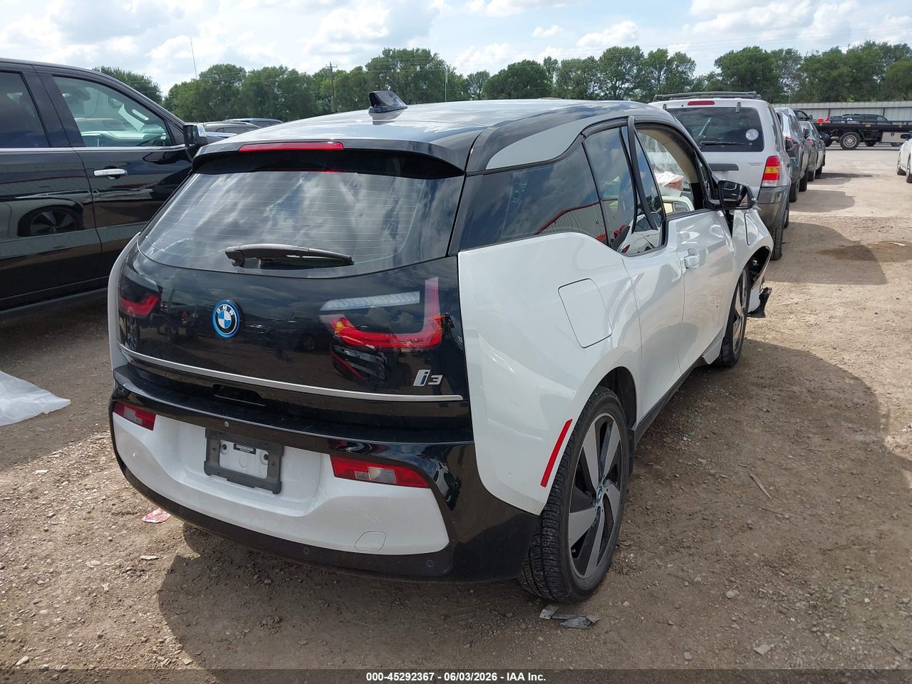 2020 BMW I3 120AH W/RANGE EXTENDER · 4/11