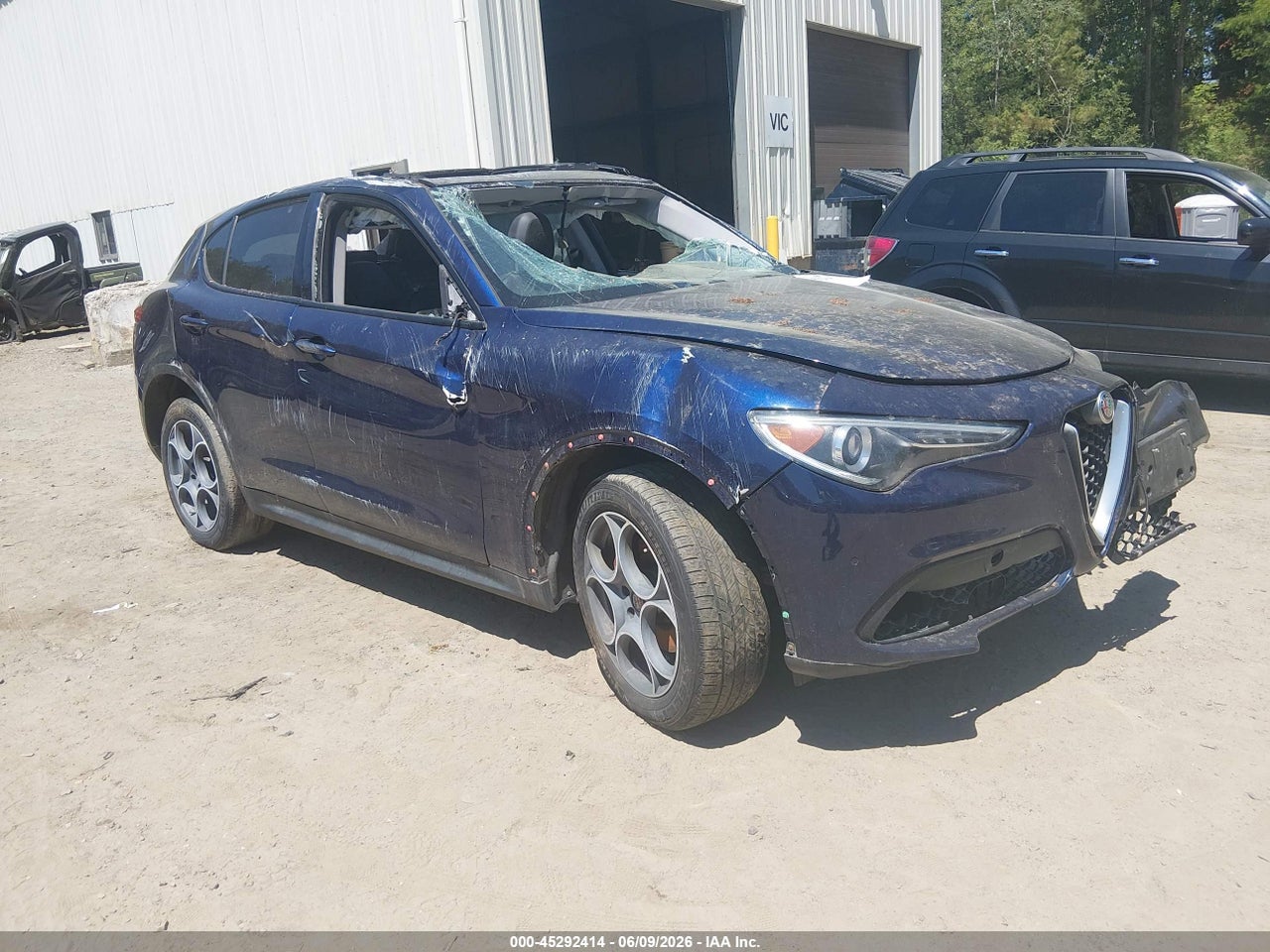 ZASFAKPN2J7****** · 2018 ALFA ROMEO STELVIO SPORT AWD