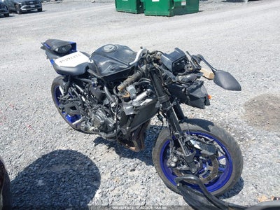 JYARM38E9NA****** · 2022 YAMAHA YZFR7
