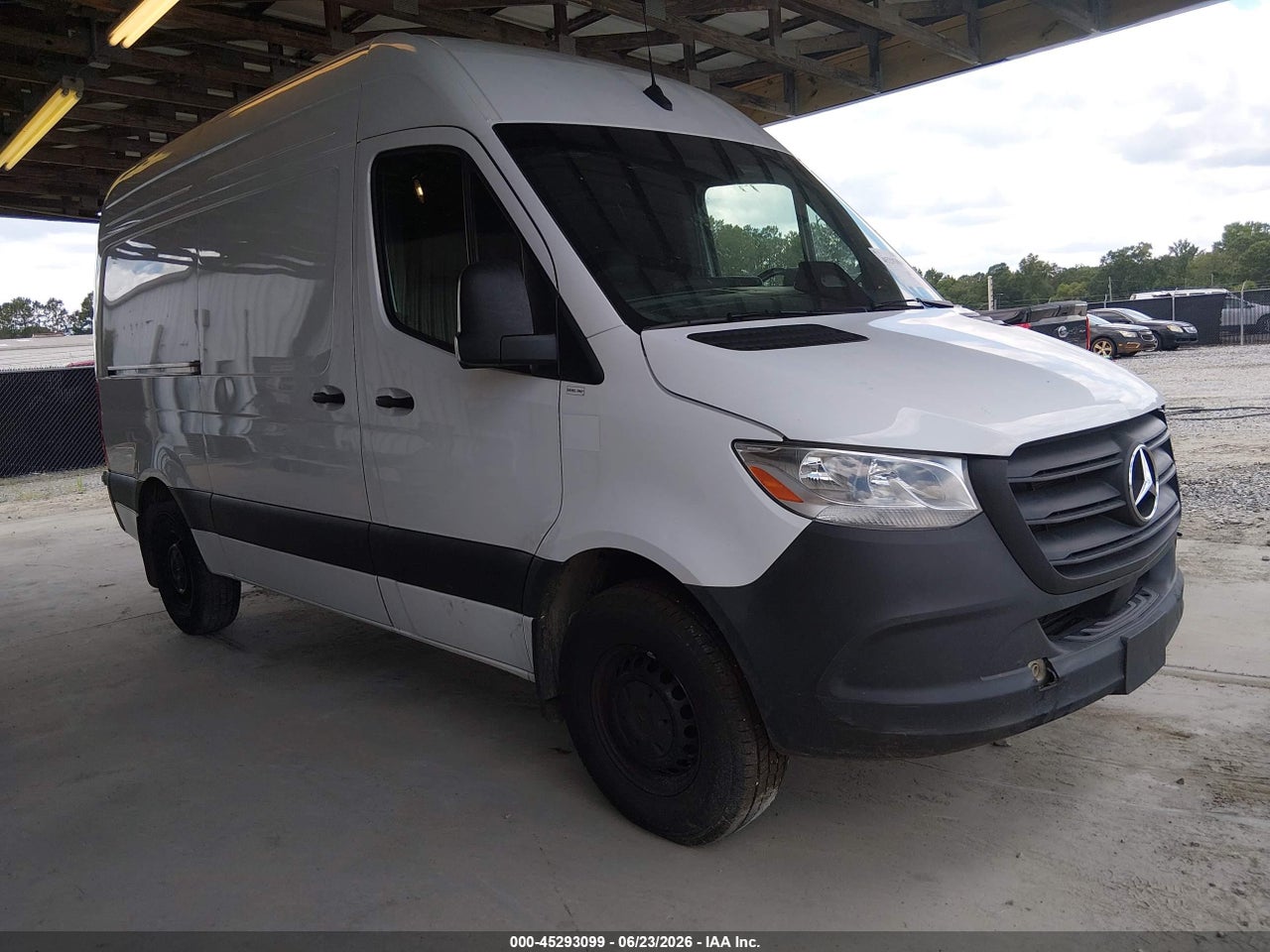 W1Y4KBHY8ST****** · 2025 MERCEDES-BENZ SPRINTER 2500 STANDARD ROOF 4-CYL DIESEL