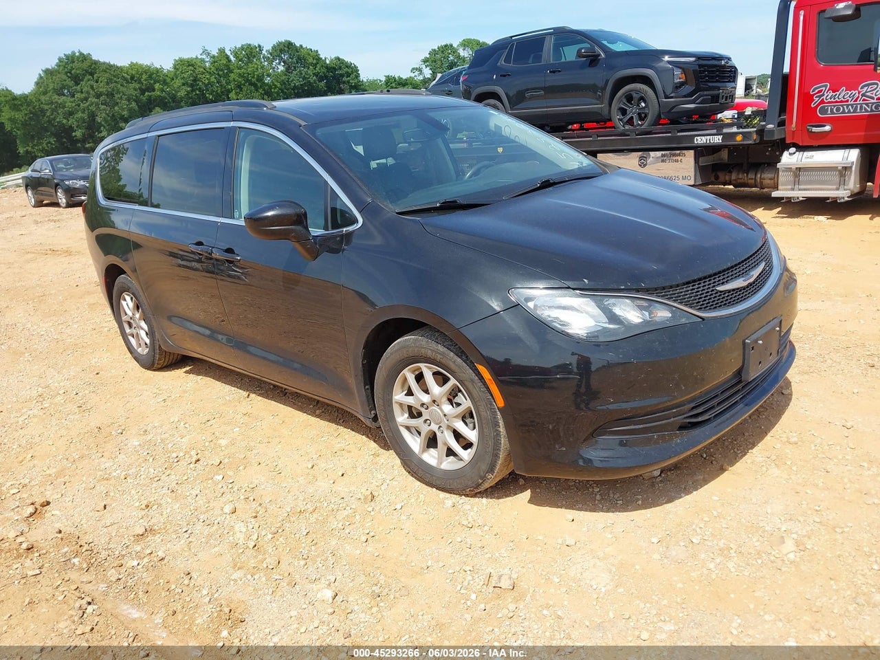 2020 CHRYSLER VOYAGER LXI