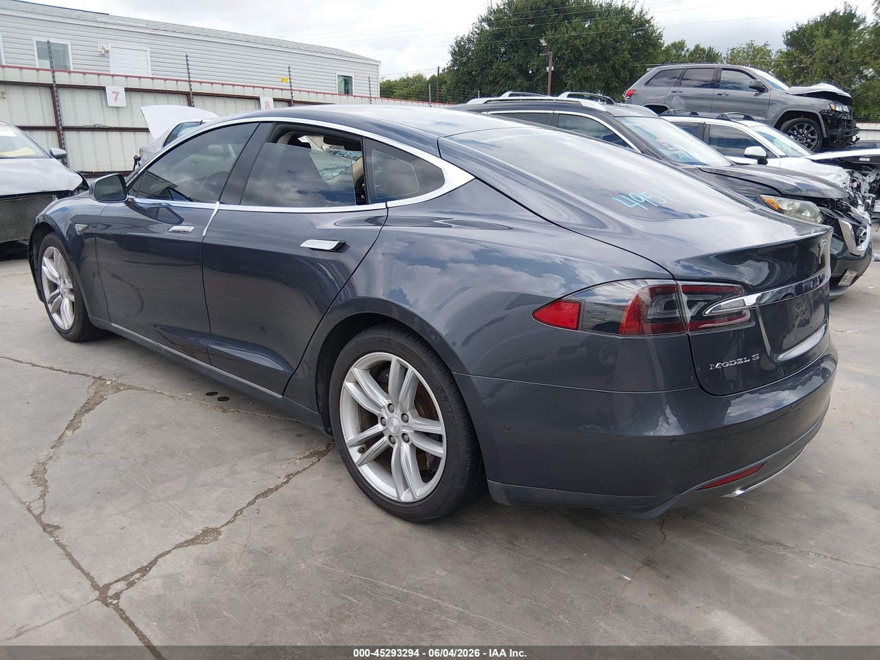 2014 TESLA MODEL S P85 · 3/10