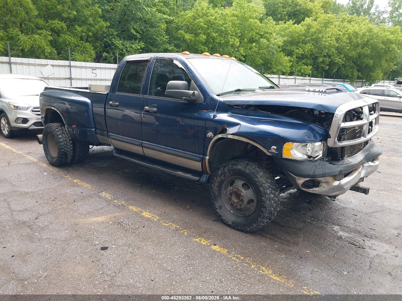 3D7MS48C05G****** · 2005 DODGE RAM 3500 ST