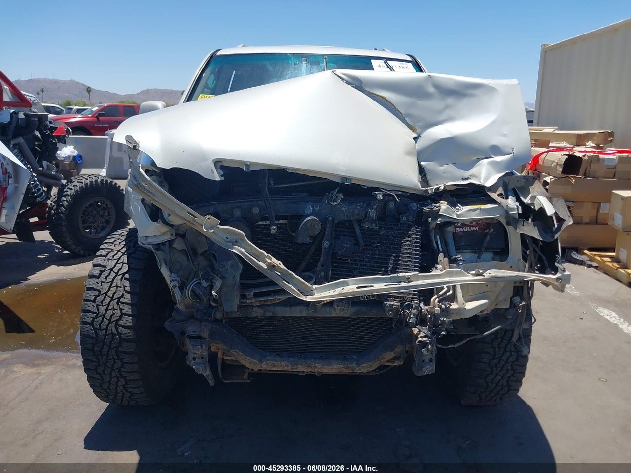 2004 LEXUS LX 470 · 6/11