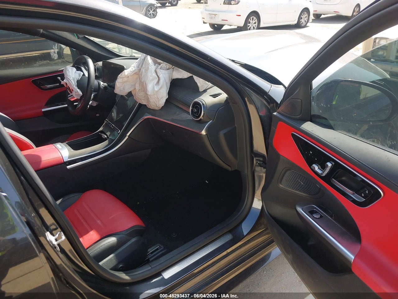 2025 MERCEDES-BENZ C 300 · 5/10