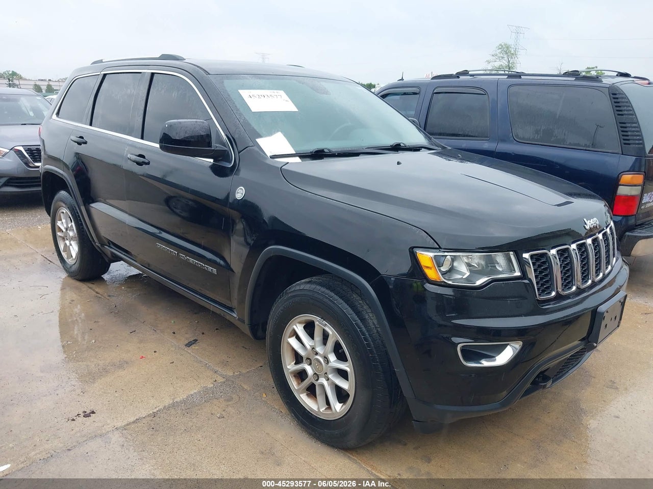 1C4RJFAG8KC****** · 2019 JEEP GRAND CHEROKEE LAREDO E 4X4