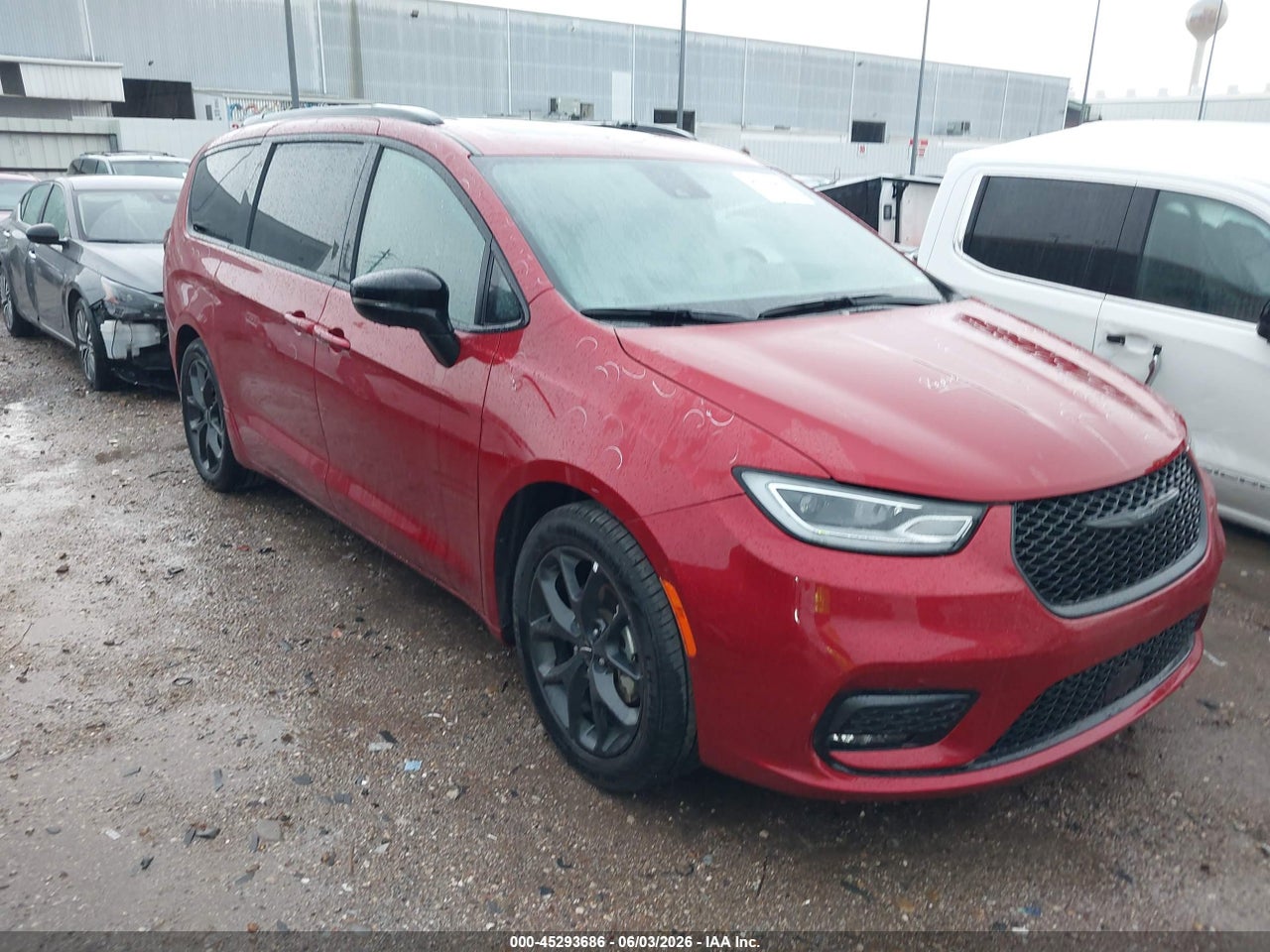 2C4RC1GG9SR****** · 2025 CHRYSLER PACIFICA LIMITED