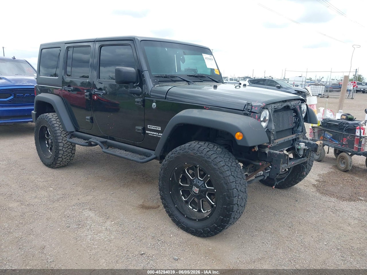1C4BJWDGXHL****** · 2017 JEEP WRANGLER UNLIMITED SPORT 4X4