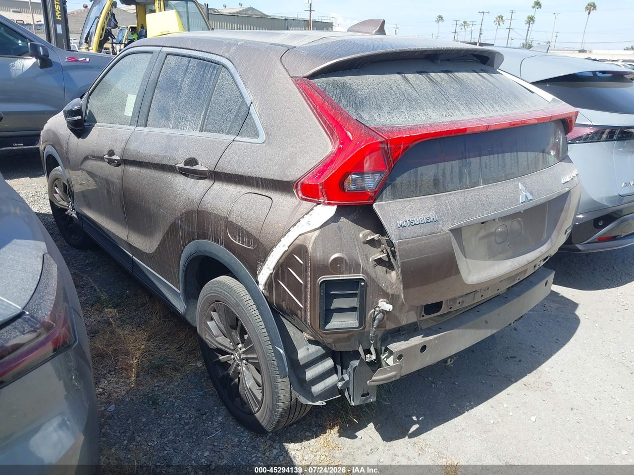 2018 MITSUBISHI ECLIPSE CROSS LE · 3/11