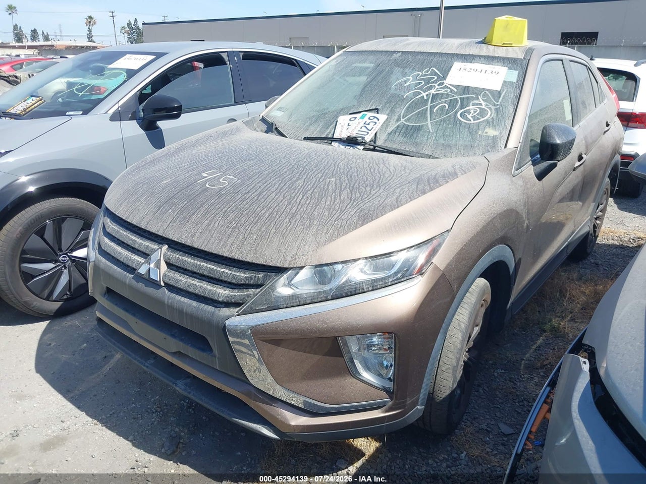 2018 MITSUBISHI ECLIPSE CROSS LE · 2/11