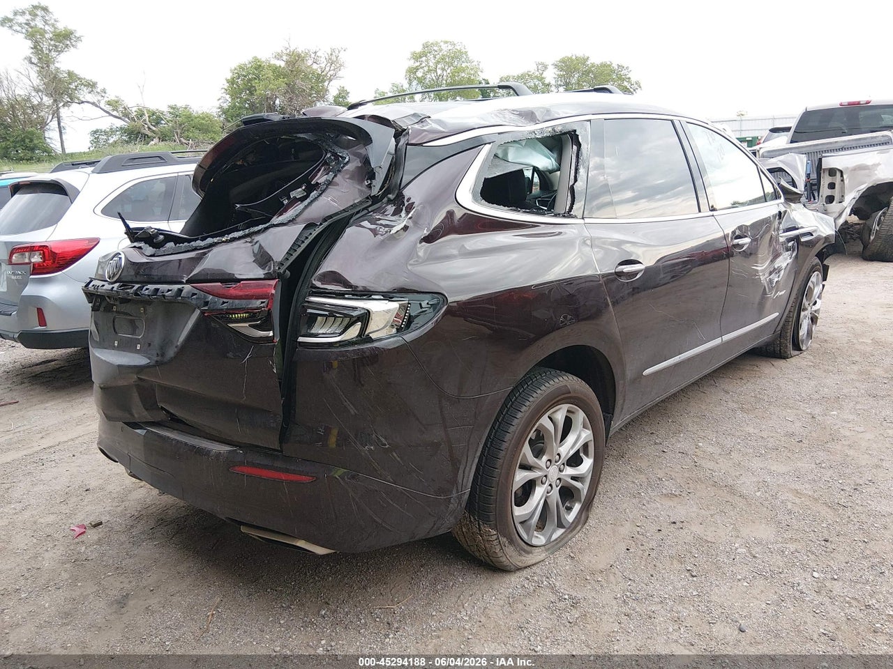 2020 BUICK ENCLAVE AWD AVENIR · 4/10