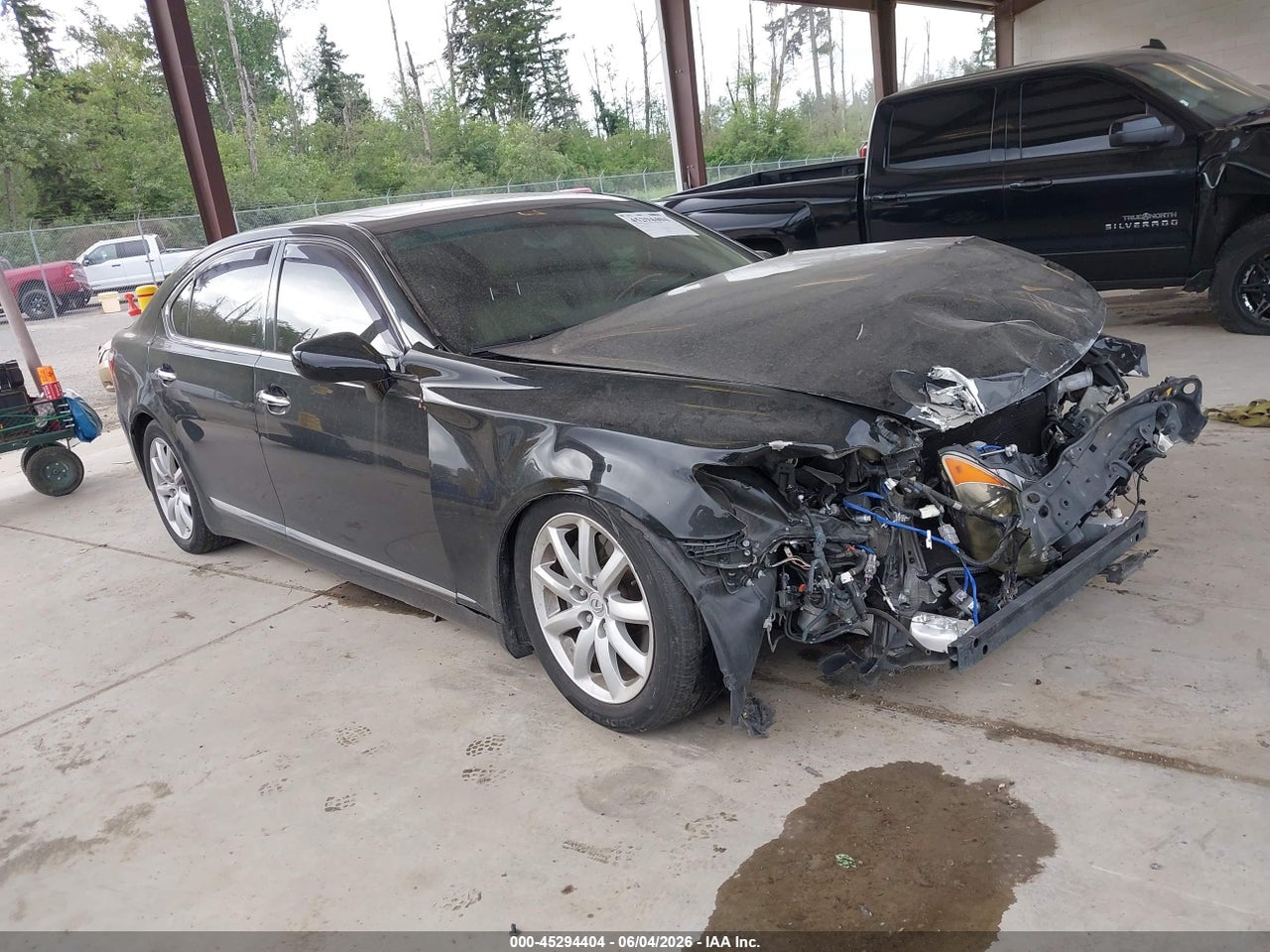 JTHGL46F575****** · 2007 LEXUS LS 460 L