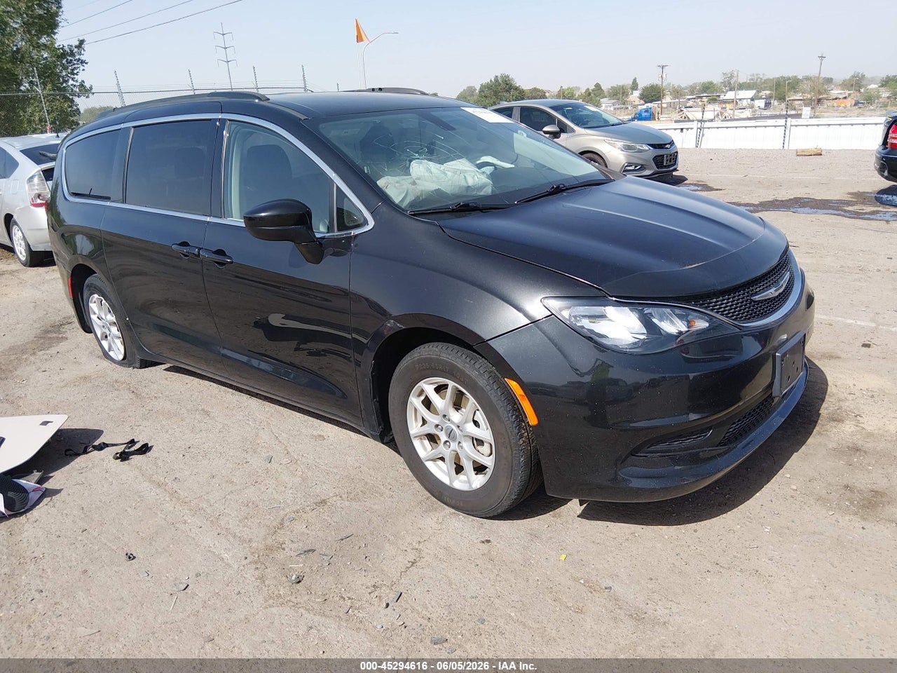 2C4RC1DG3MR****** · 2021 CHRYSLER VOYAGER LXI