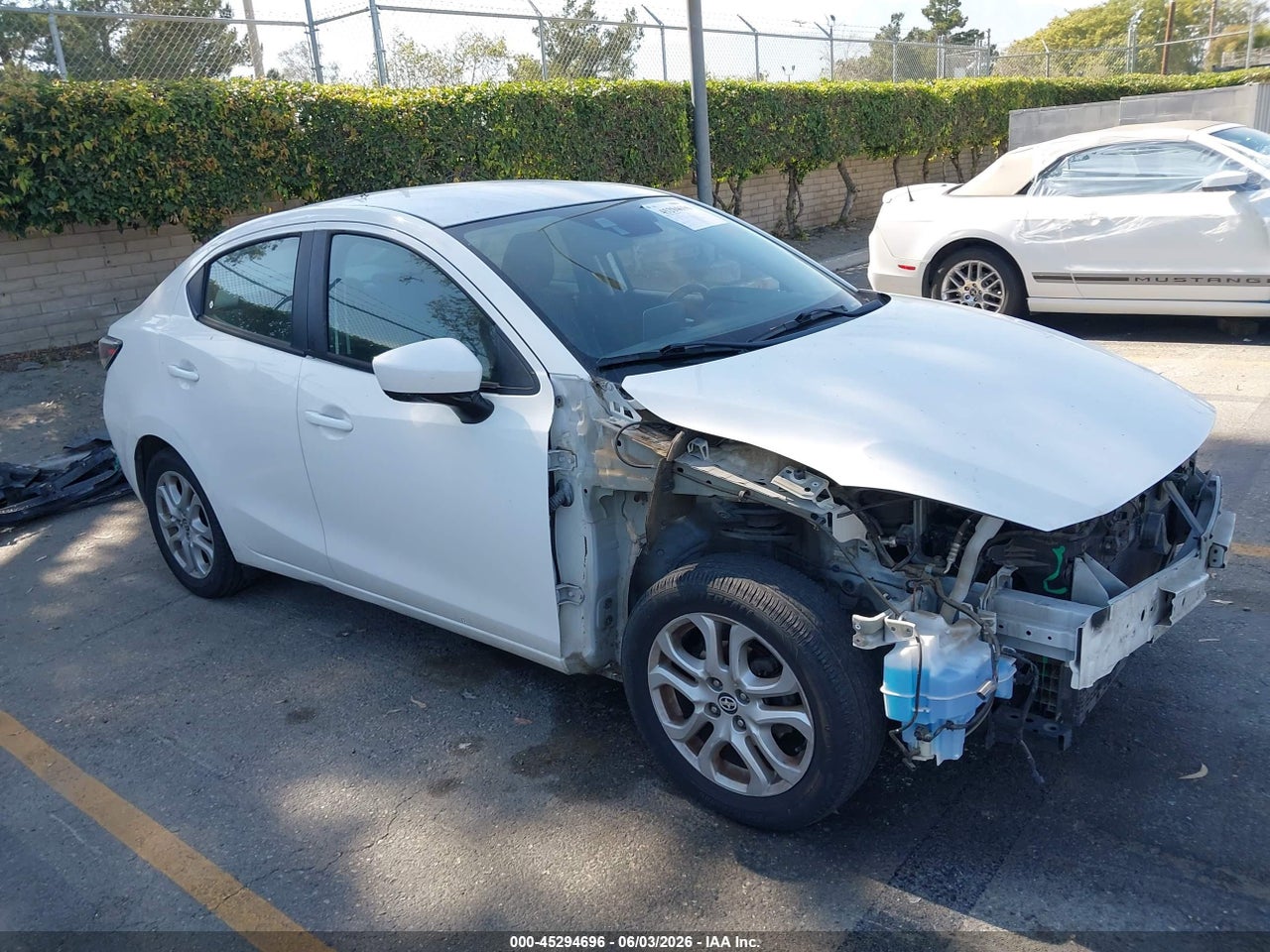 3MYDLBZV0GY****** · 2016 SCION IA