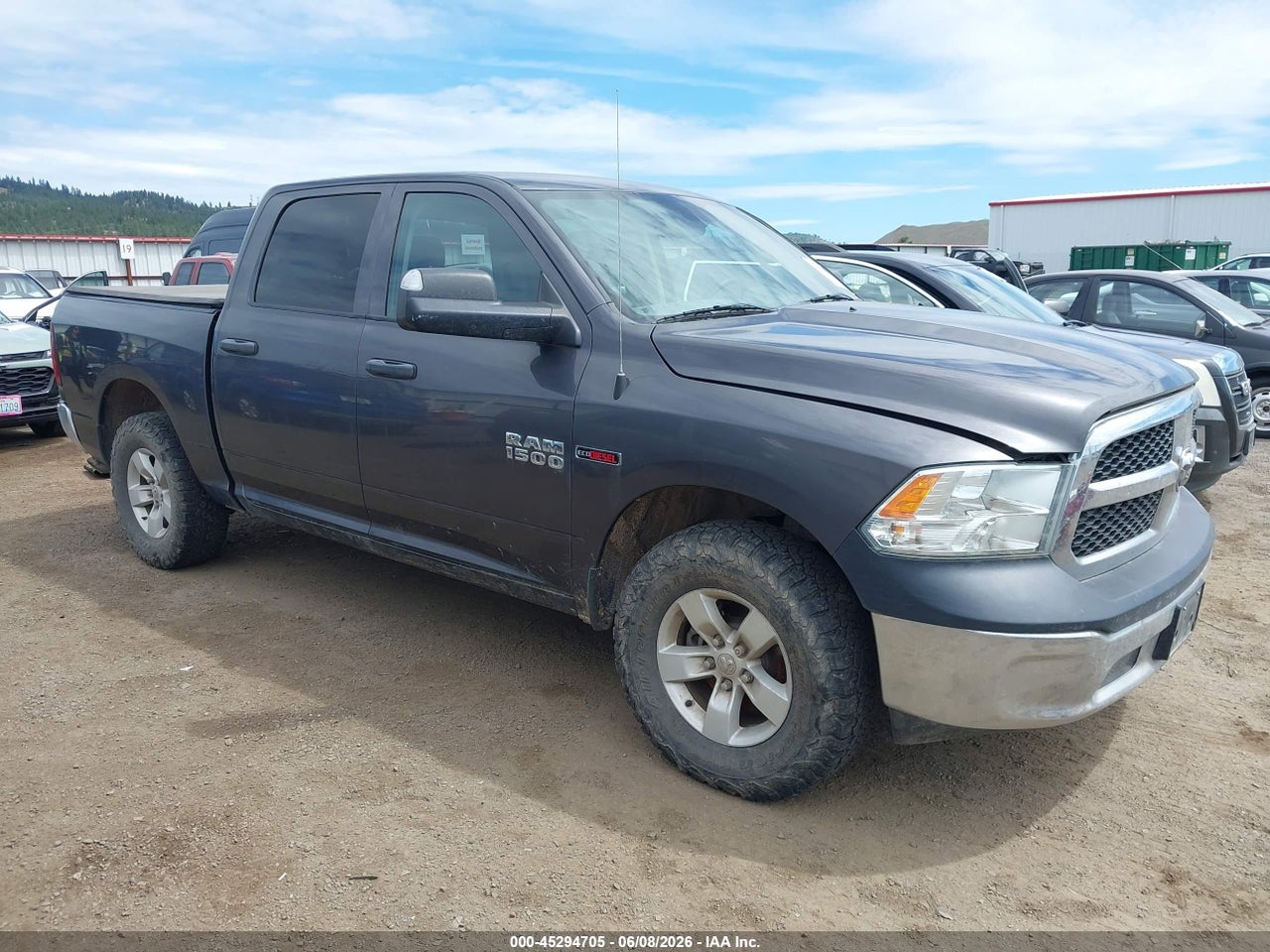 1C6RR7KM1JS****** · 2018 RAM 1500 TRADESMAN  4X4 5'7 BOX