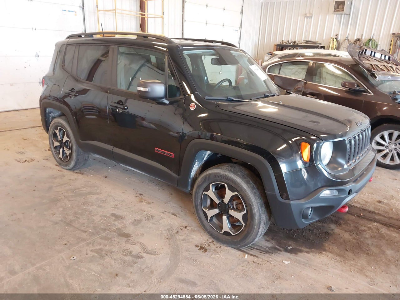 ZACNJBC1XKP****** · 2019 JEEP RENEGADE TRAILHAWK 4X4