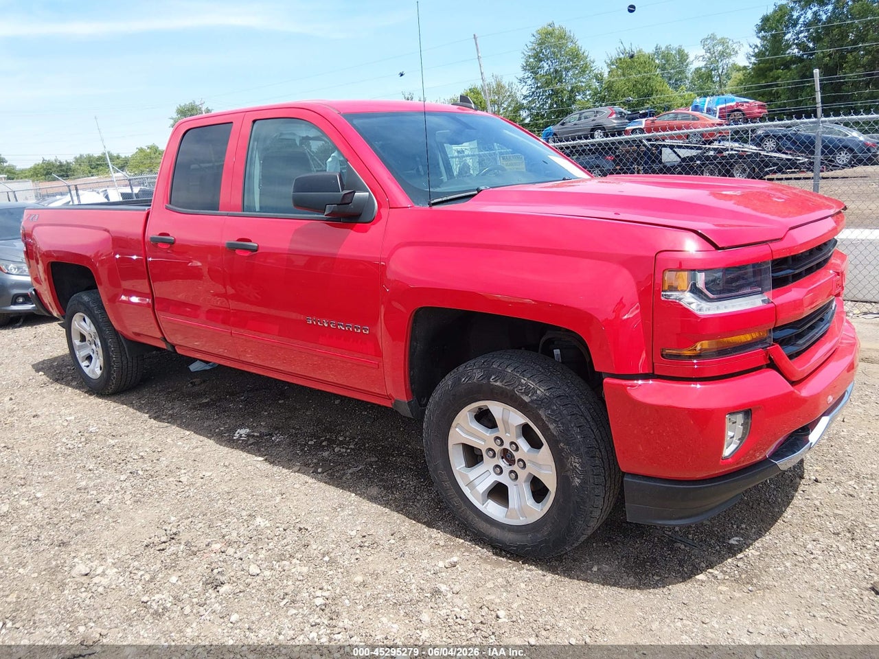 2GCVKPEC0K1****** · 2019 CHEVROLET SILVERADO 1500 LD LT