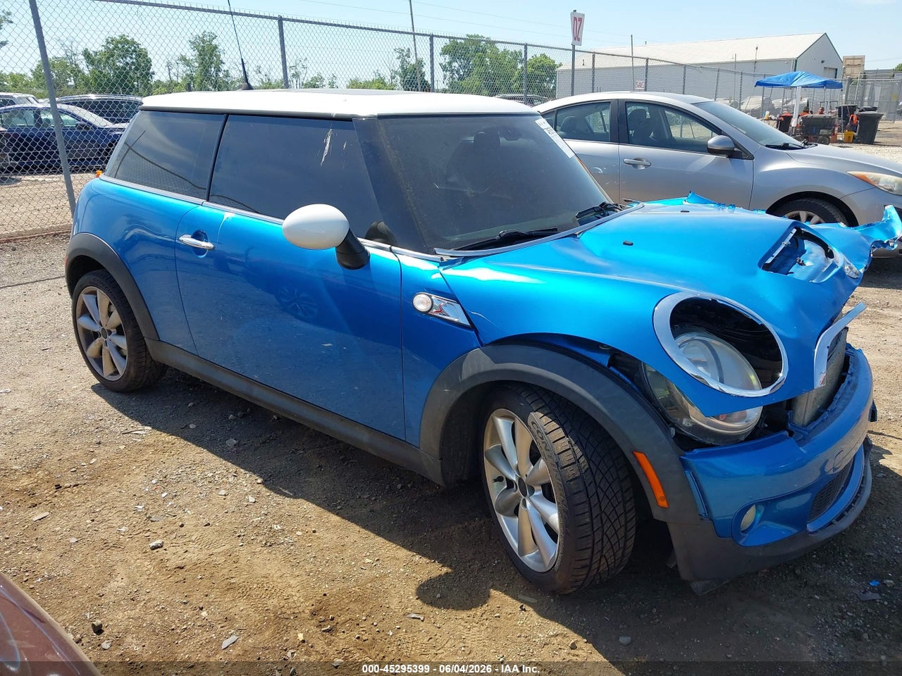 WMWMF73547T****** · 2007 MINI COOPER S