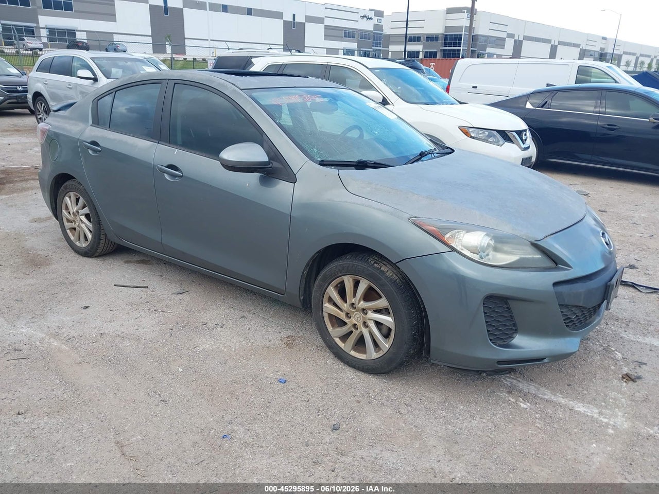 JM1BL1W71C1****** · 2012 MAZDA MAZDA3 I GRAND TOURING