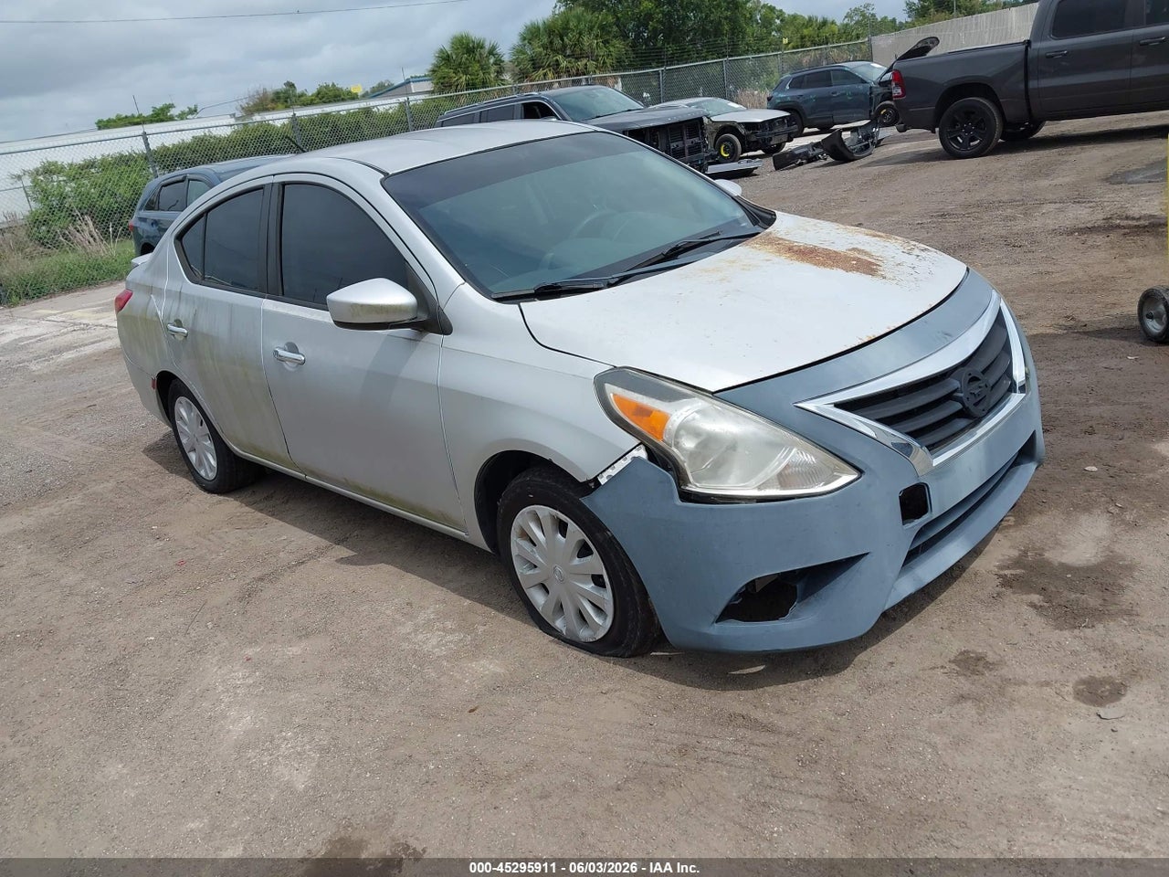 3N1CN7AP2HL****** · 2017 NISSAN VERSA 1.6 SV