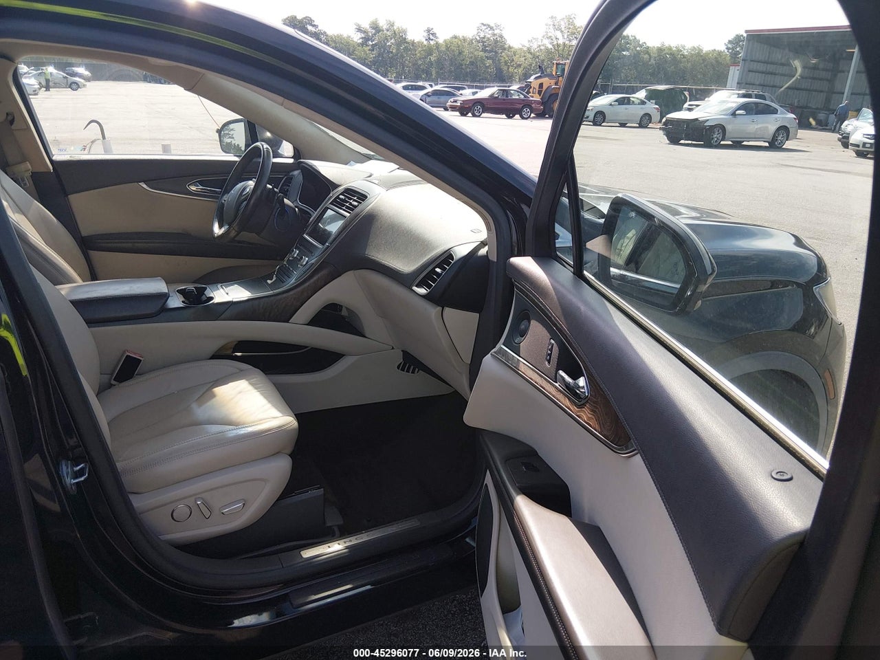 2016 LINCOLN MKX SELECT · 5/11