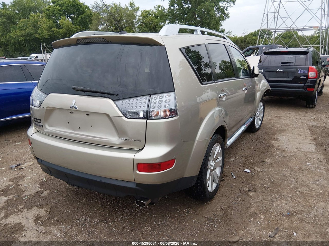 2009 MITSUBISHI OUTLANDER SE · 4/11