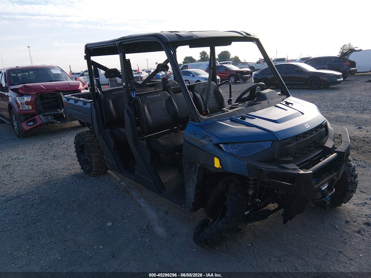 4XARSE996S8****** · 2025 POLARIS RANGER CREW XP 1000 PREMIUM