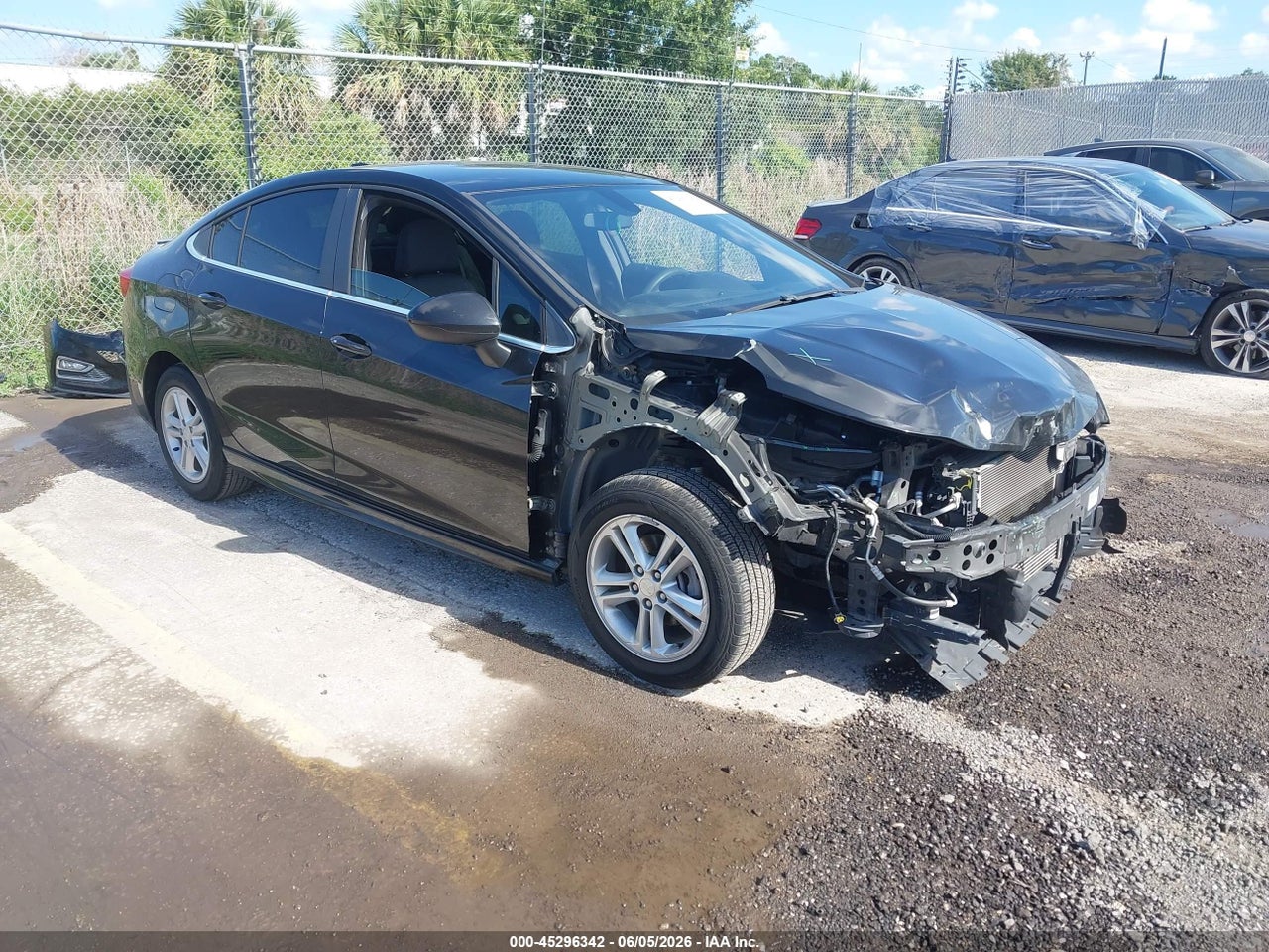1G1BE5SM7J7****** · 2018 CHEVROLET CRUZE LT AUTO