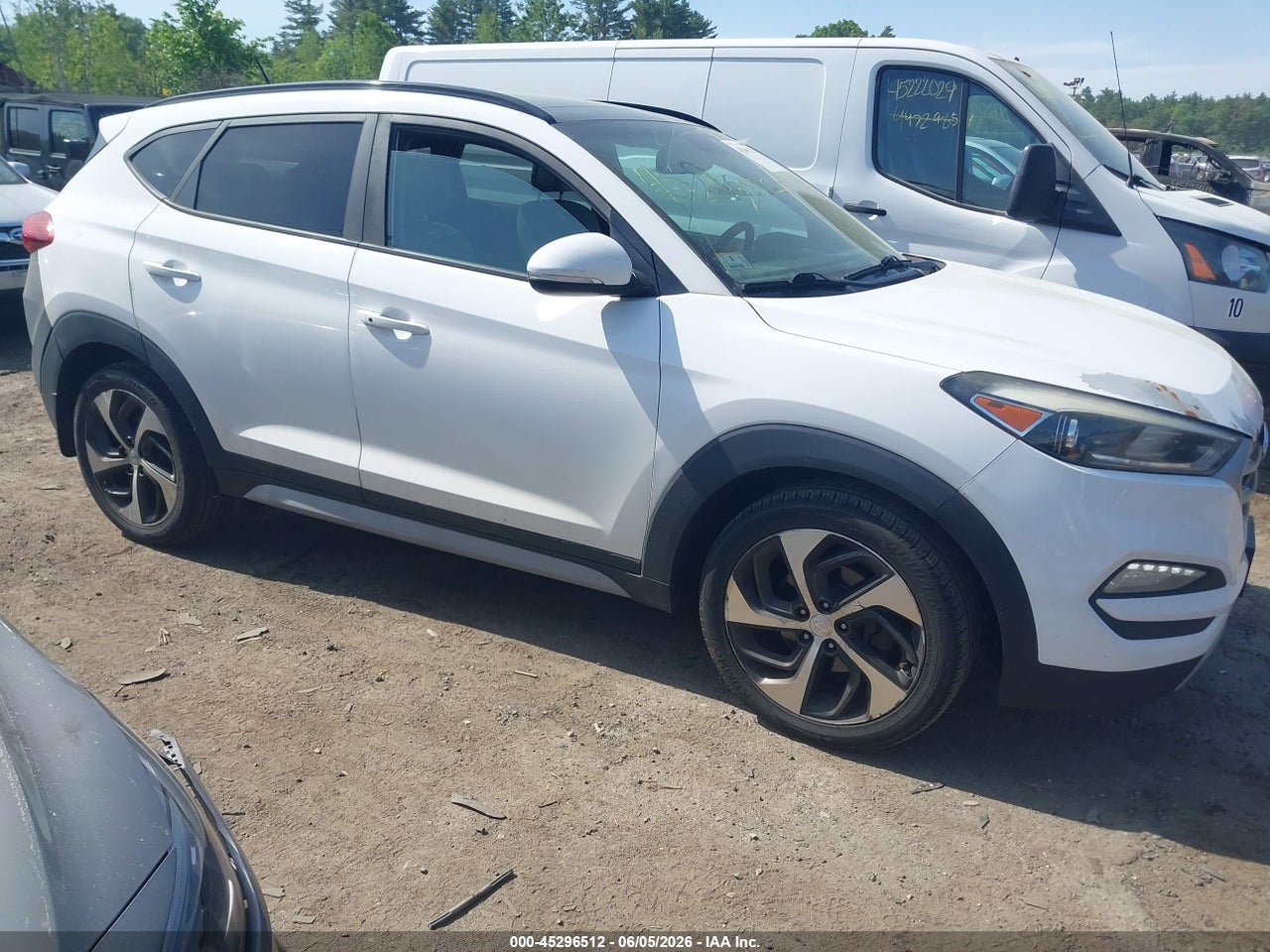 KM8J3CA27HU****** · 2017 HYUNDAI TUCSON VALUE