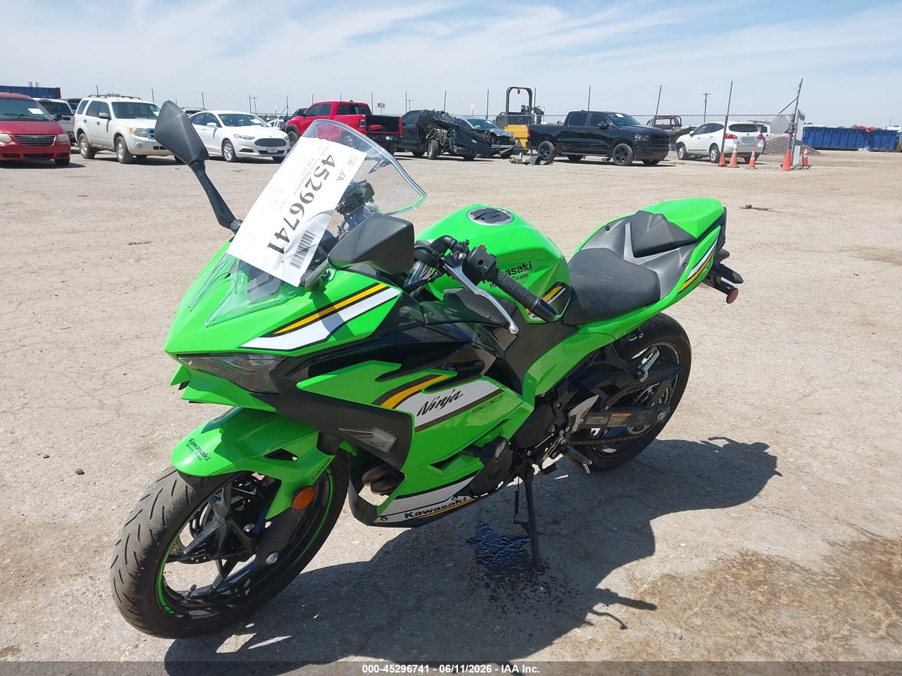 2025 KAWASAKI EX500 A/B · 2/11