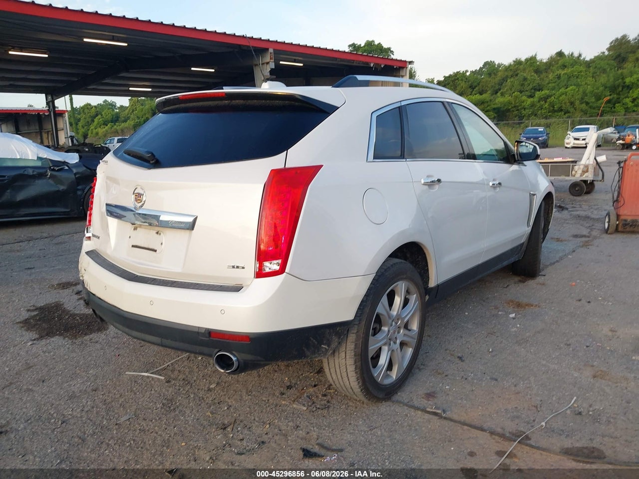 2016 CADILLAC SRX PERFORMANCE COLLECTION · 4/11
