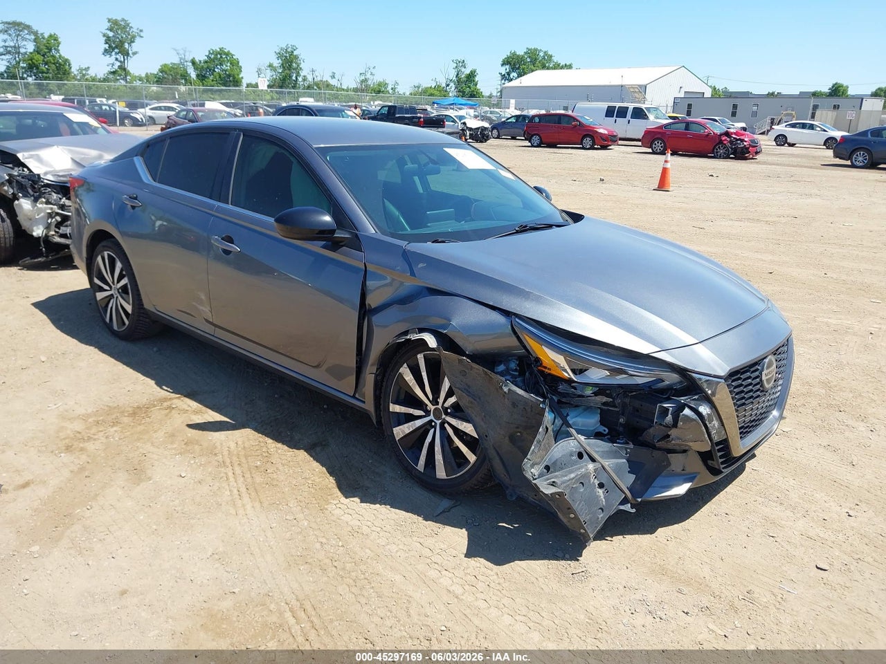 1N4BL4CW7KC****** · 2019 NISSAN ALTIMA 2.5 SR