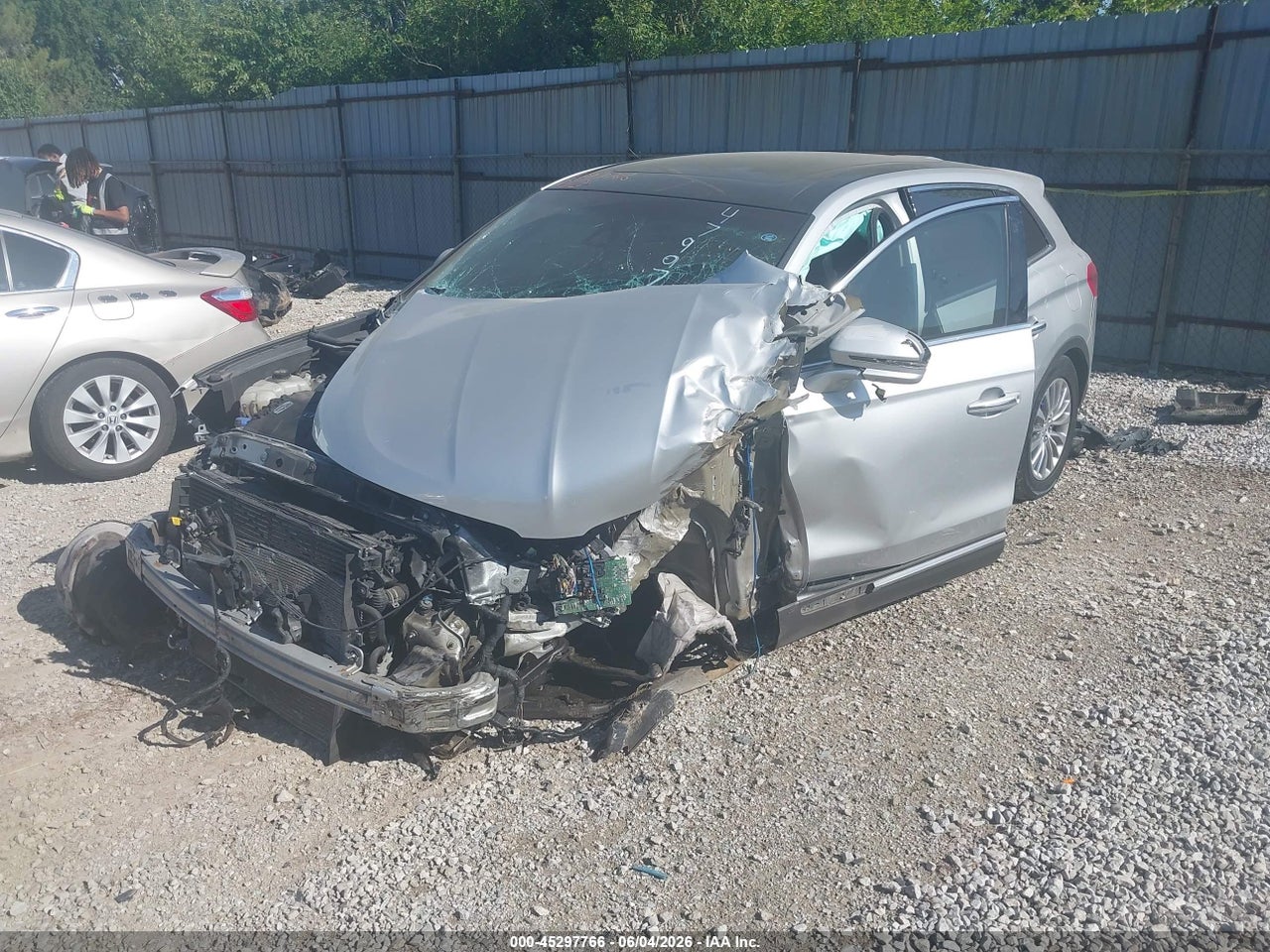 2018 LINCOLN MKX SELECT · 2/11