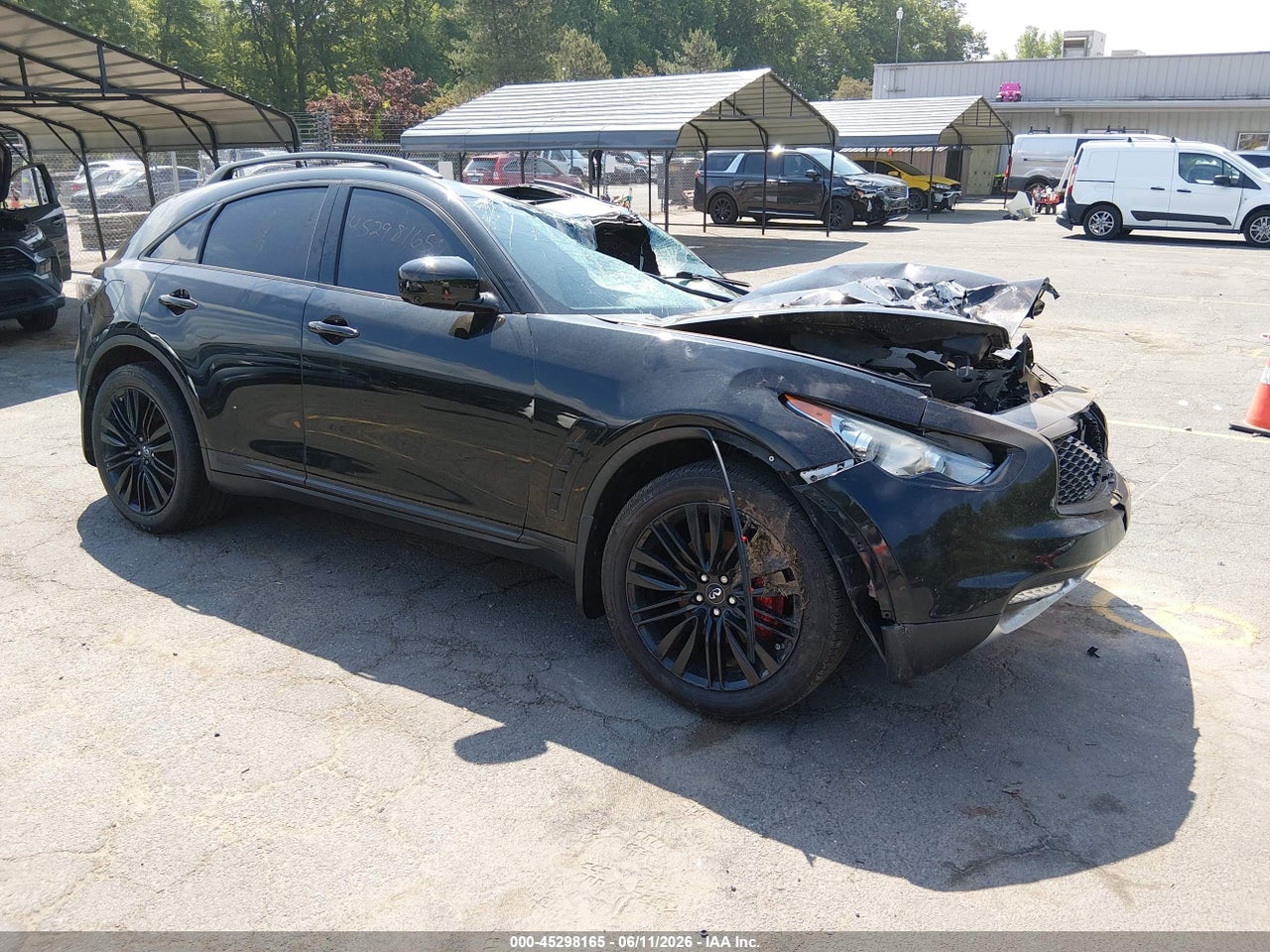 2017 INFINITI QX70