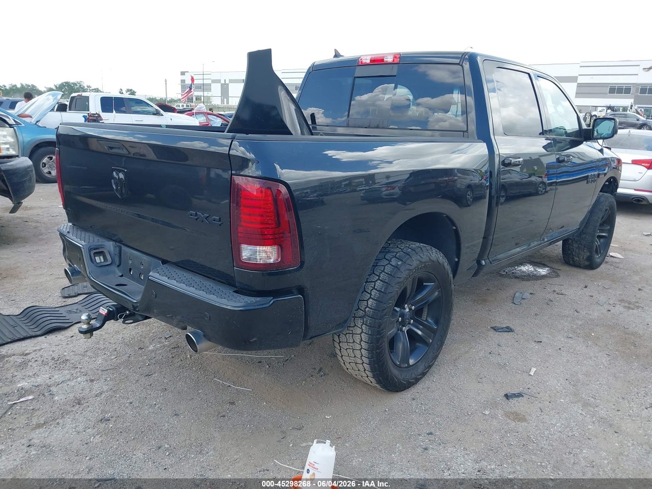 2016 RAM 1500 SPORT · 4/11